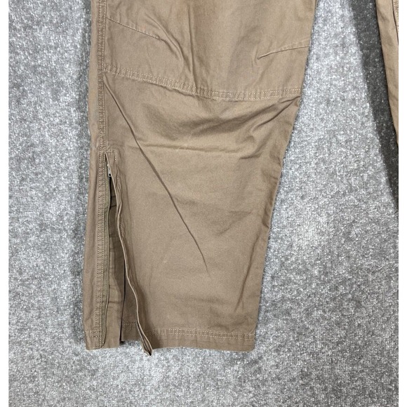 Gander Mountain Convertible Cargo Pocket Pants Shorts Mens Size 36x32 Ankle Zip - Picture 4 of 8
